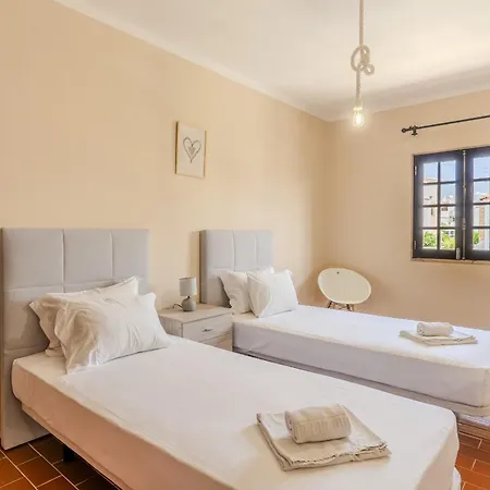 #389 W Share Pool Spacious 3-br Lägenhet Albufeira