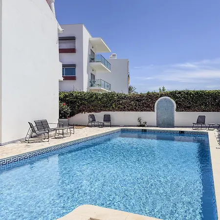#389 W Share Pool Spacious 3-br * Albufeira